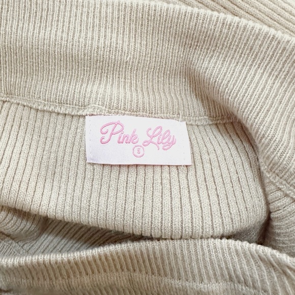 Pink Lily Knit Skirt - Picture 4 of 4